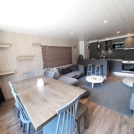 Appartement Skis Aux Pieds, 3 Chambres, Renove, Idealement Situe Pres Des Commerces A Courchevel 1650 - Fr-1-514-61 외부 사진